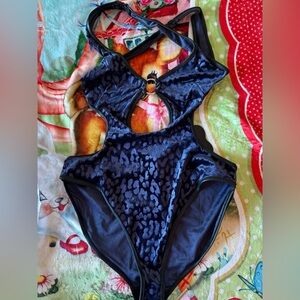 NWT BARBARELLA HALTER BODYSUIT [PLUM]